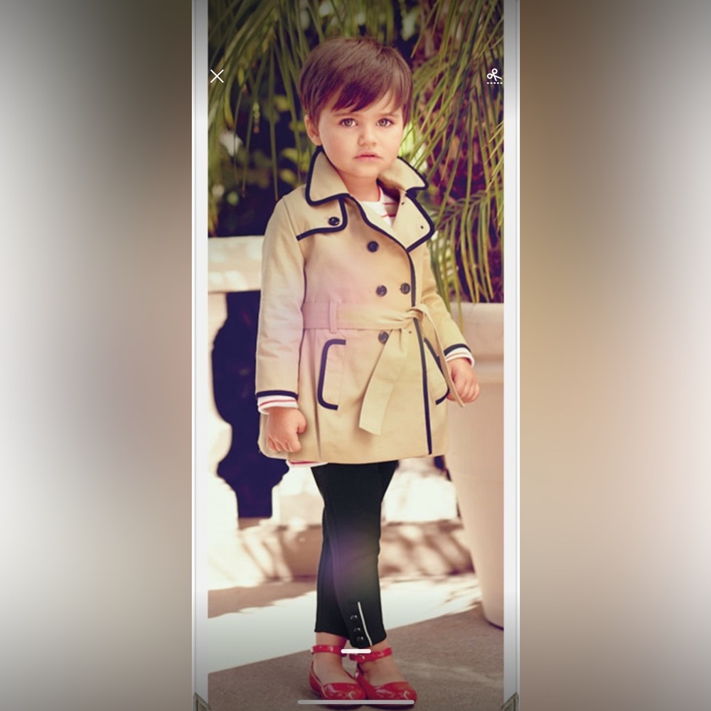 Janie and Jack pleated twill lined tan trench coat 3/4